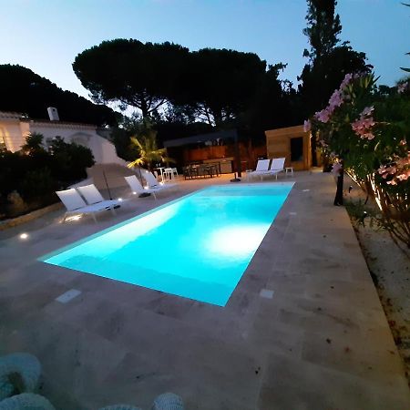 VILLA RASOA chambre LOVE Agde Exterior foto