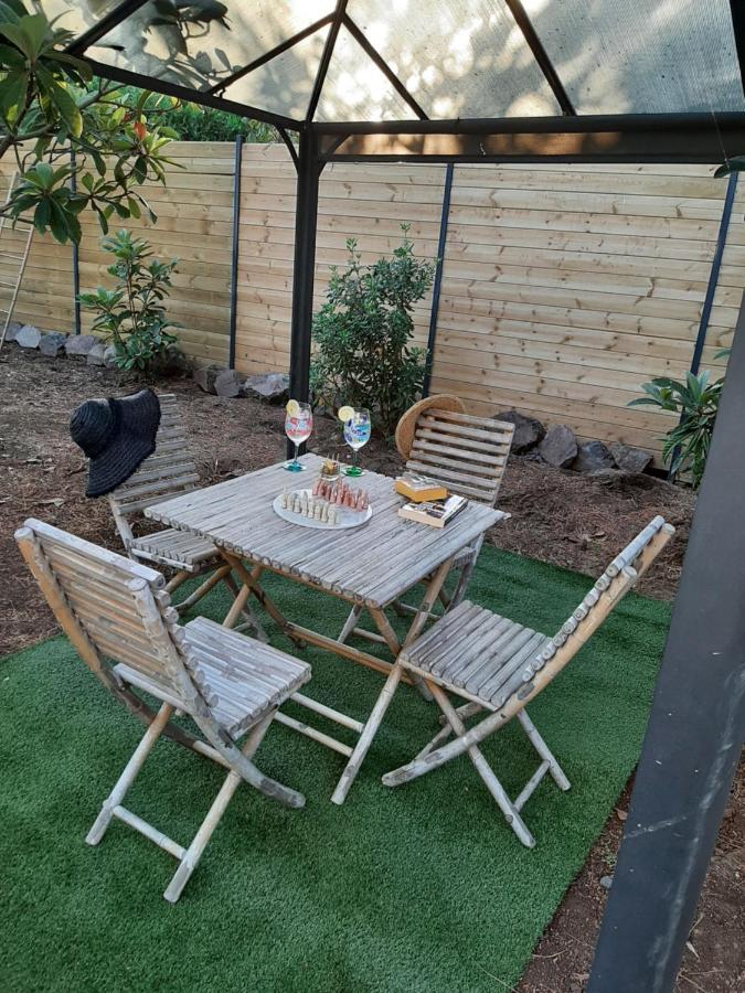 VILLA RASOA chambre LOVE Agde Exterior foto